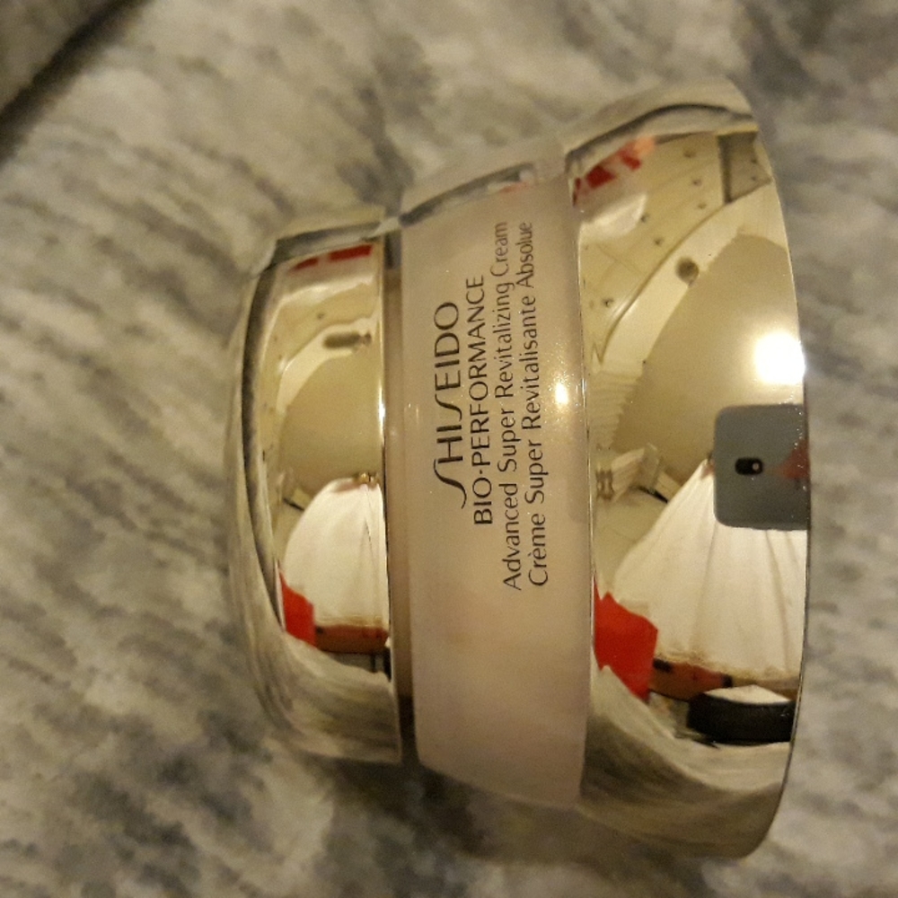 *SEALED* Shiseido Bio-Performance Advance Super Revitalizing Moisturizer - Picture 7 of 12